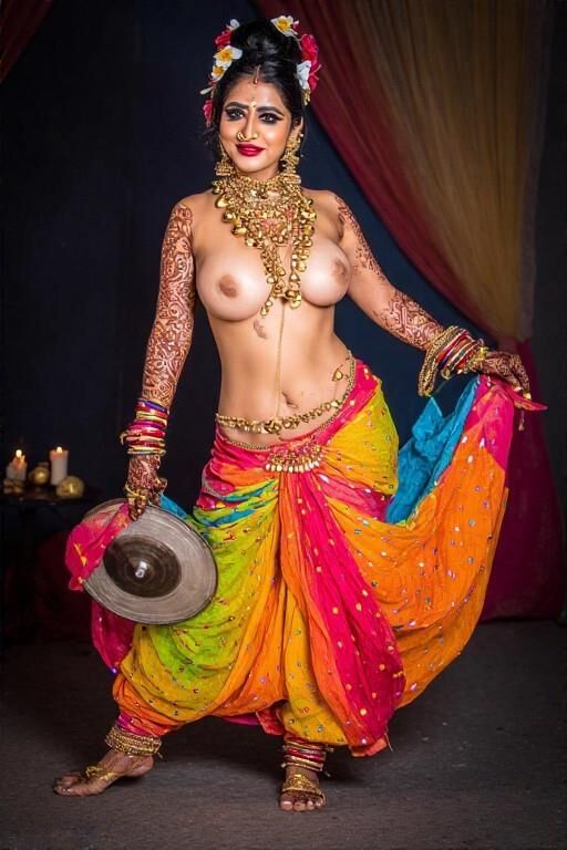 Women of Quanzar Nautch Dancers