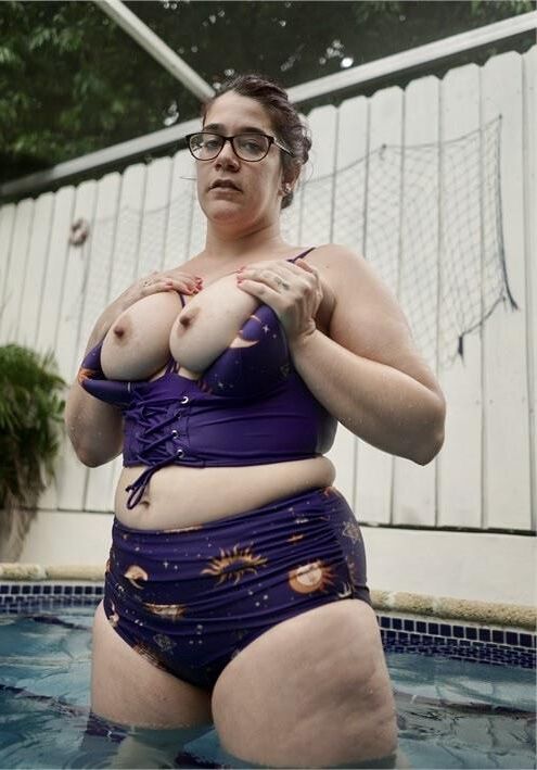 Vicki Big Butt Big Tits with Glasses BBC Lover Wife Mixed Shots