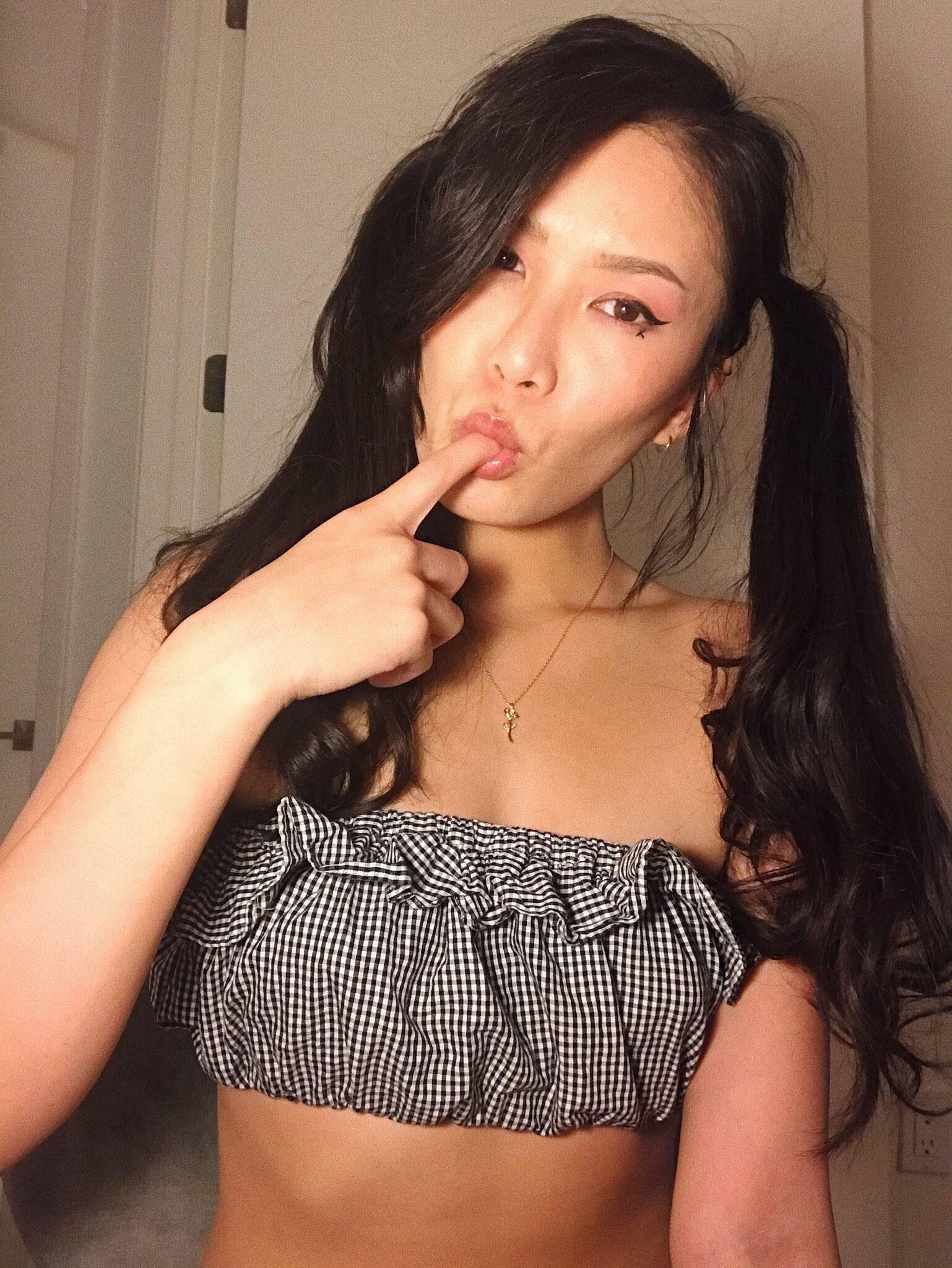 The Pinnacle of Asian Selfies 