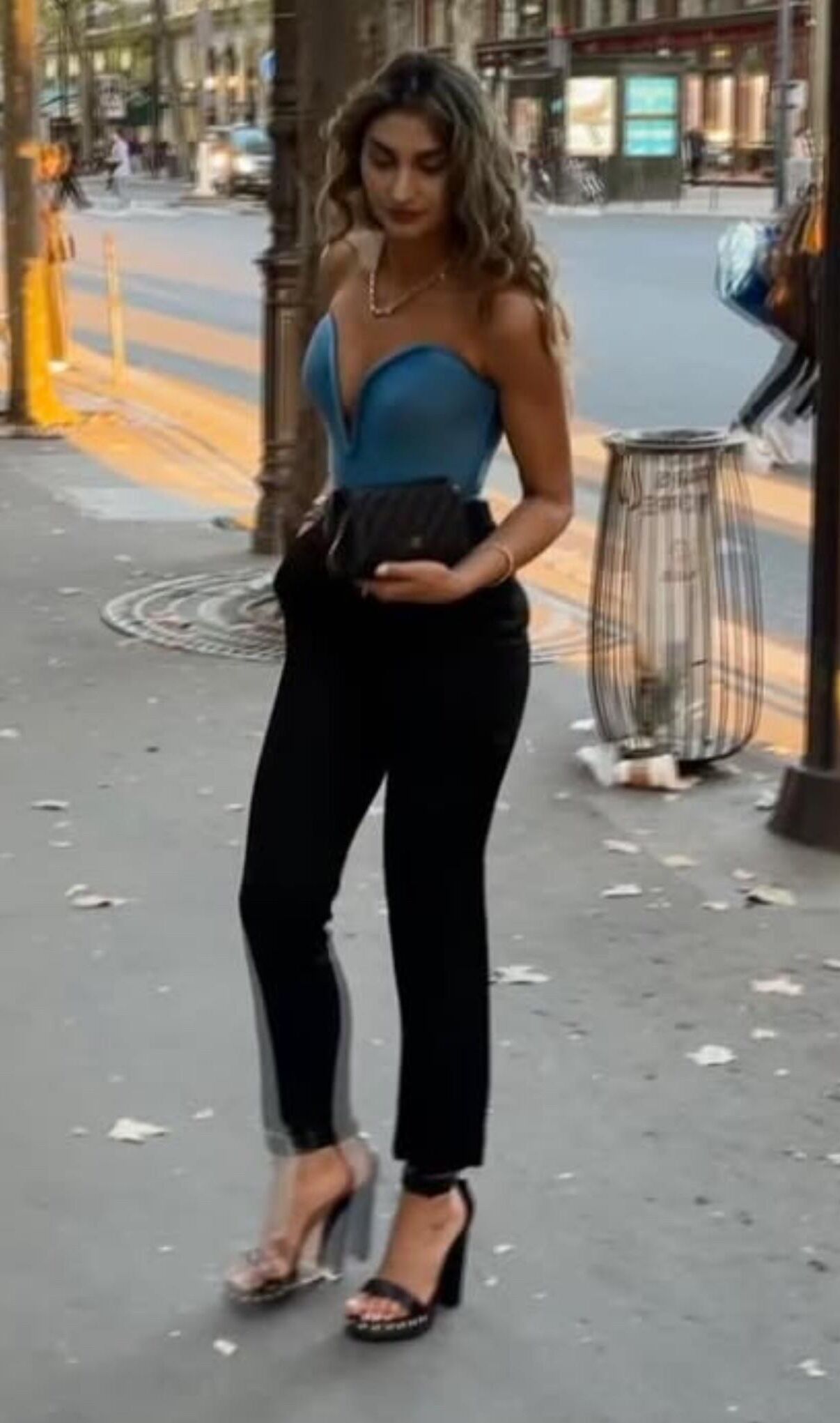 Hot Arab with long legs