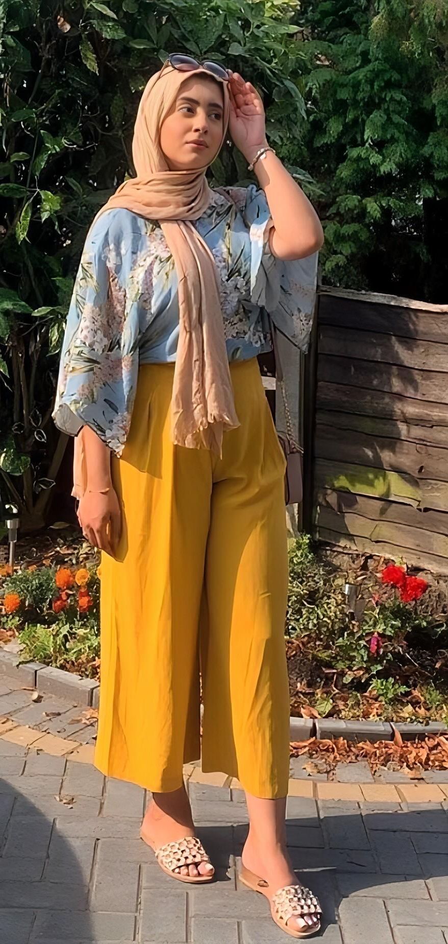 Paki sluts who wants more 