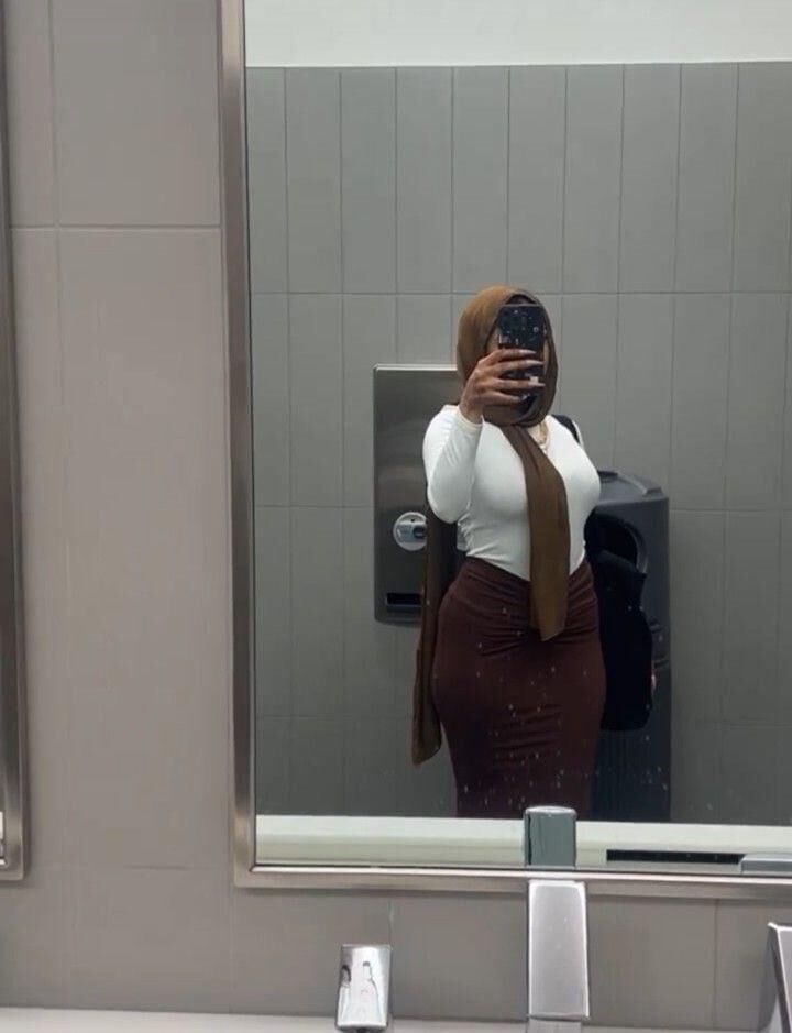 Curvy hijabi slut