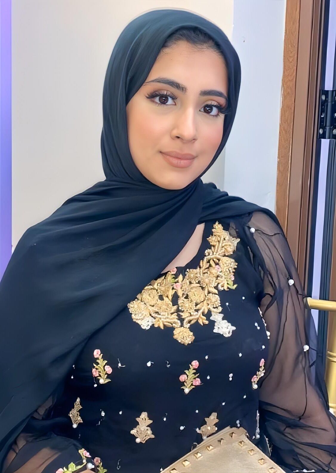 Paki sluts who wants more 