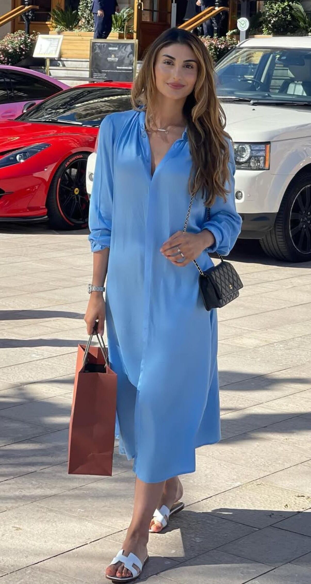 Hot Arab with long legs