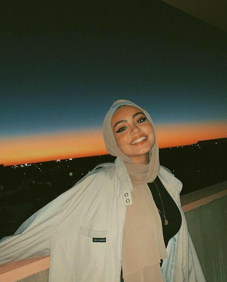 Hot Hijabis #