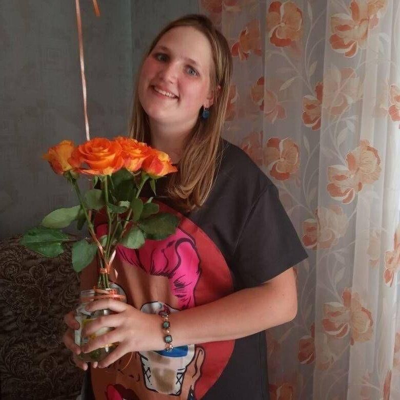 Jovens Russian Dasha's From Ishyn Primeiros passos na maturidade