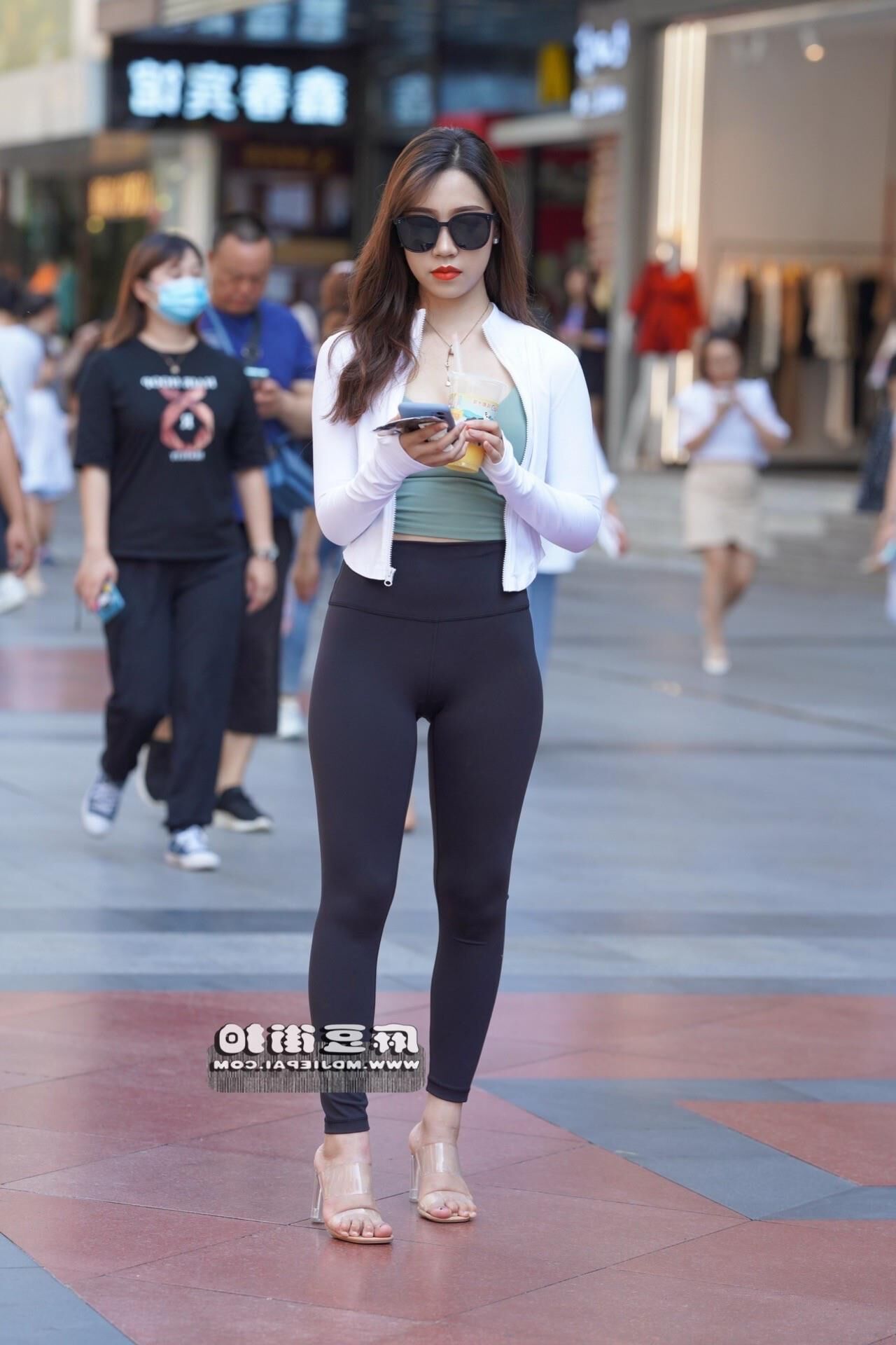 Asian Street Beauty