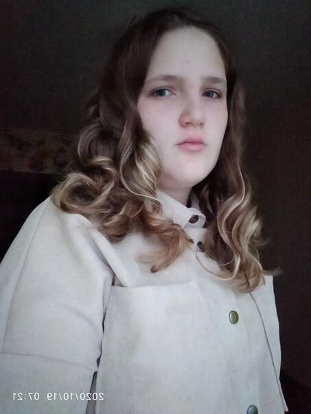 Jovens Russian Dasha's From Ishyn Primeiros passos na maturidade