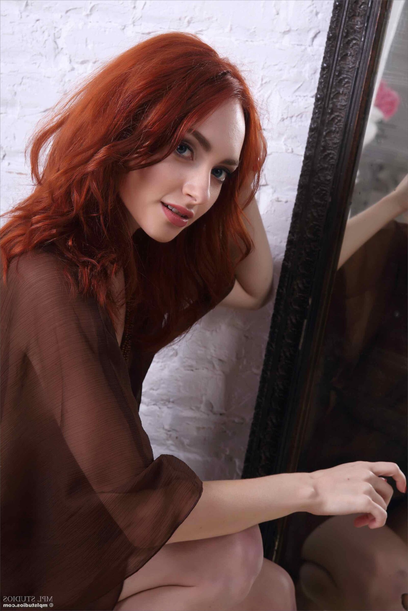 Mplstudios Zhanna Ablenkung