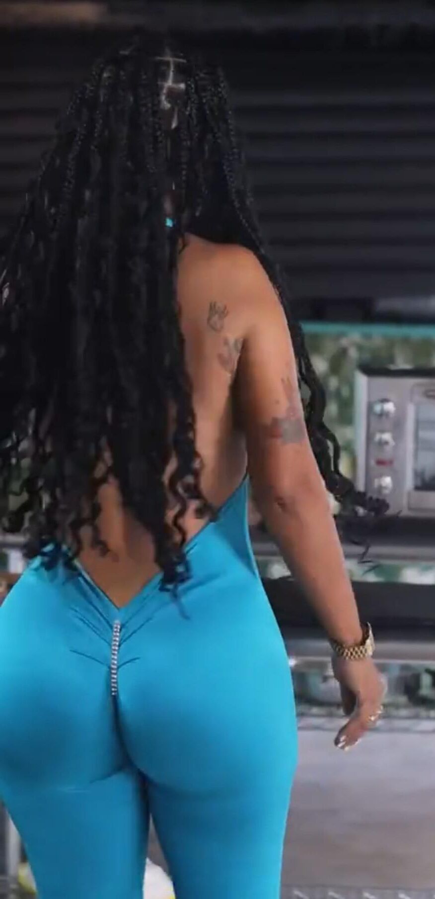 Latina Milf Cameltoe