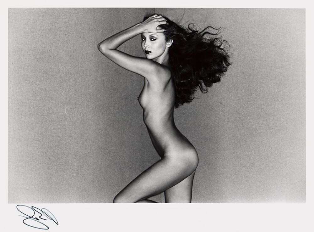 Nackt japanisch geboren in US -Model Marie Helvin