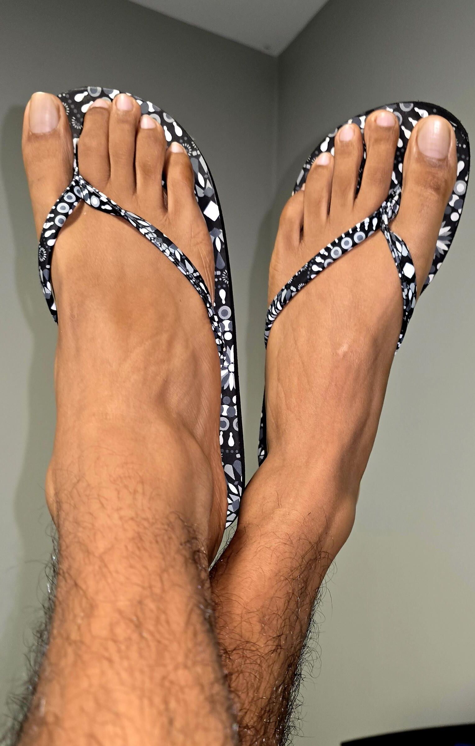 Edible Natural Feet (Flip Flops)