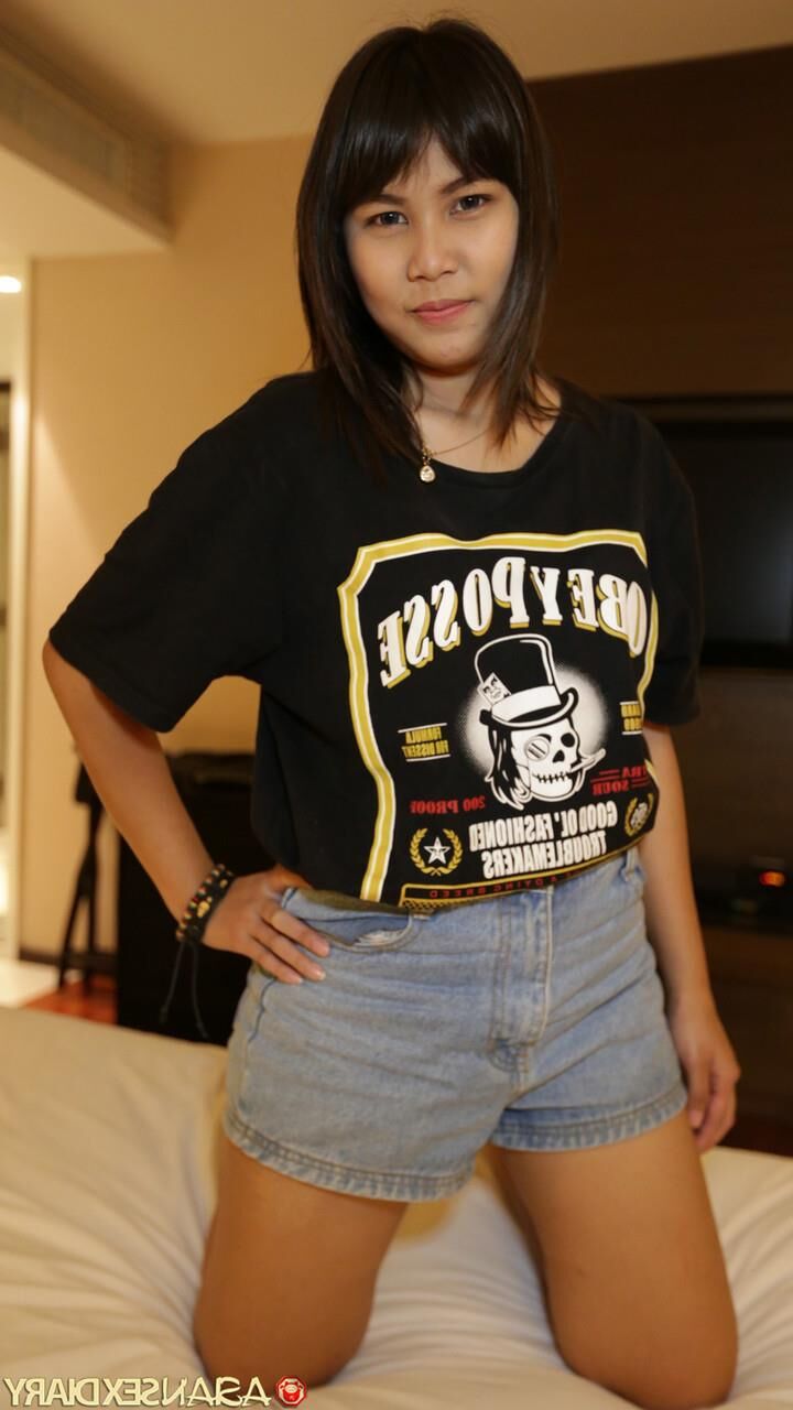 Filipina hookers fucked bareback part 