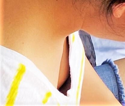 Asian Downblouse findet