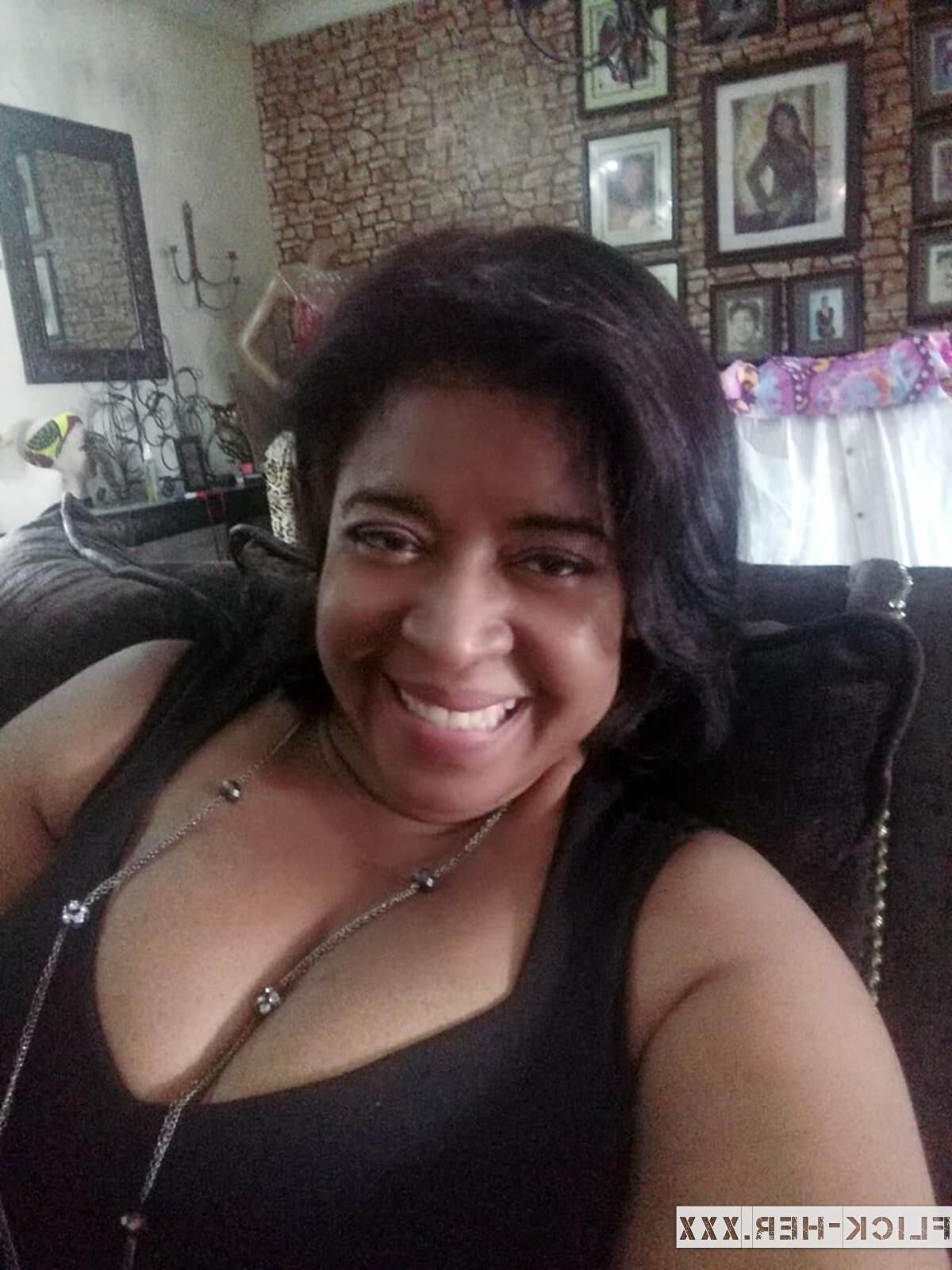 Latinas Big Tits
