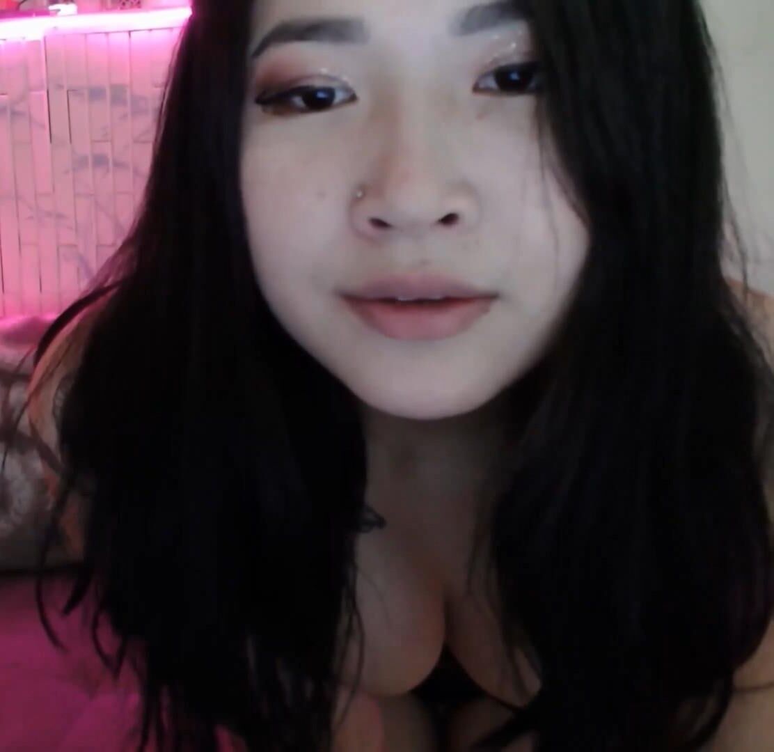 Salope asiatique Kazakh marié