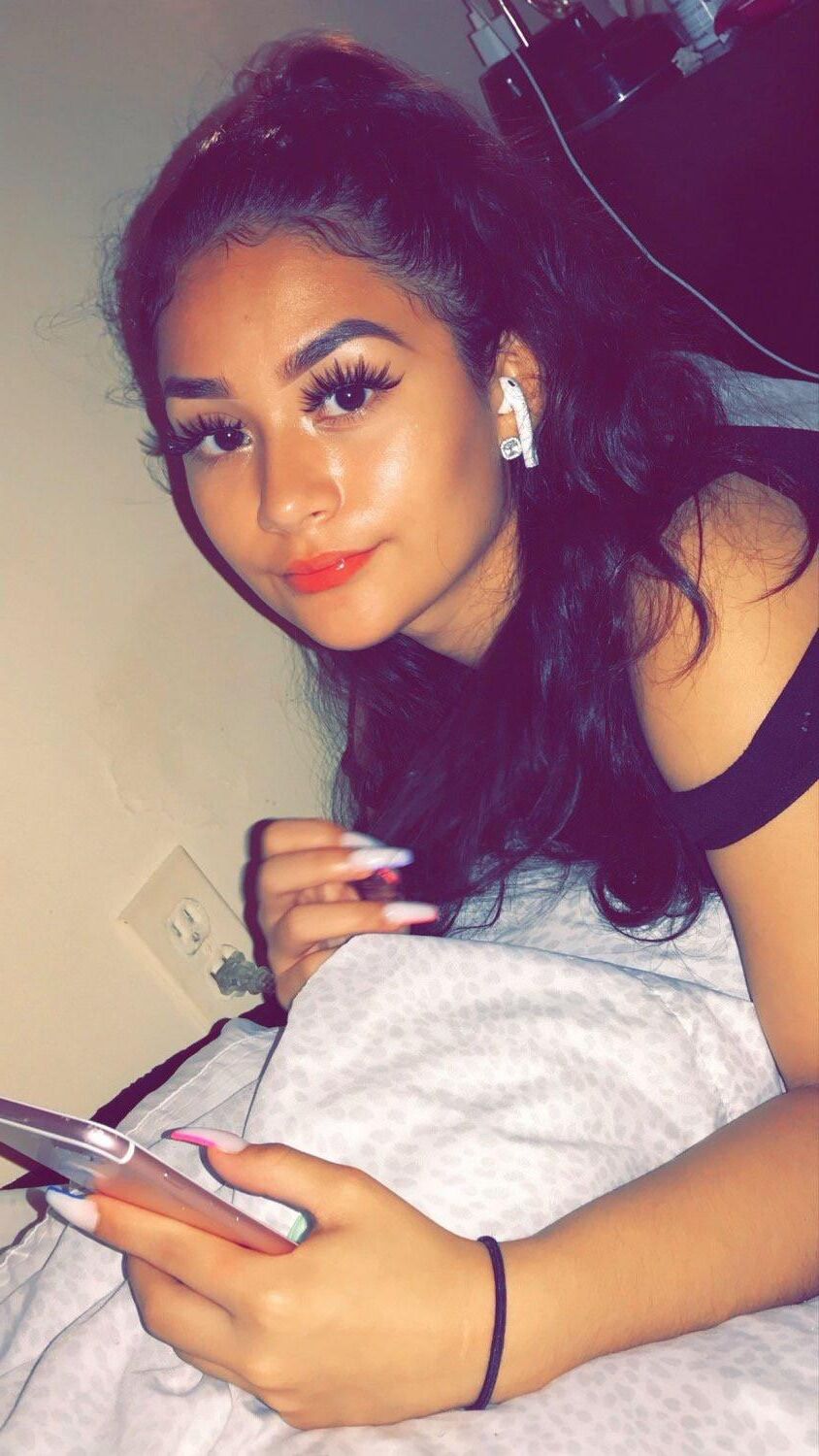 Latina webslut sofia flores homemade nudes exposed