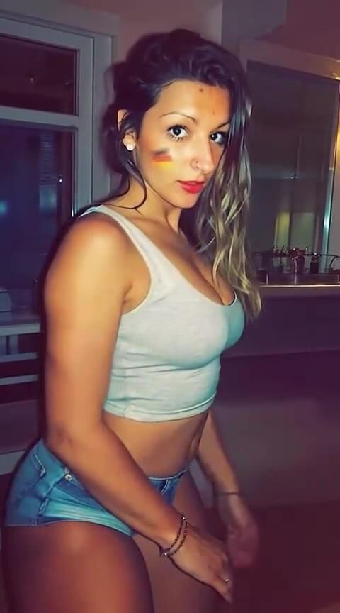 Laura yo ft pawg