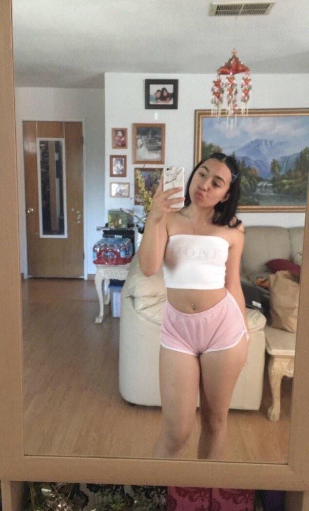 Latina webslut jolie homemade nudes exposed