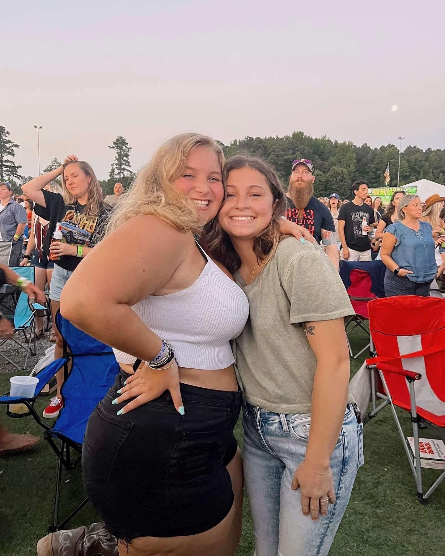  College Snowbunny PAWG for BBC: Halynn