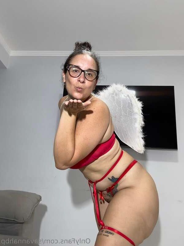 Latina named Savannah (bp) Fit on top, massively sexy below.
