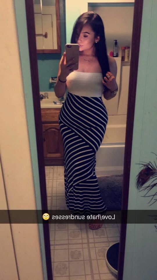 Sexy Latina Girlfriend For Tributes