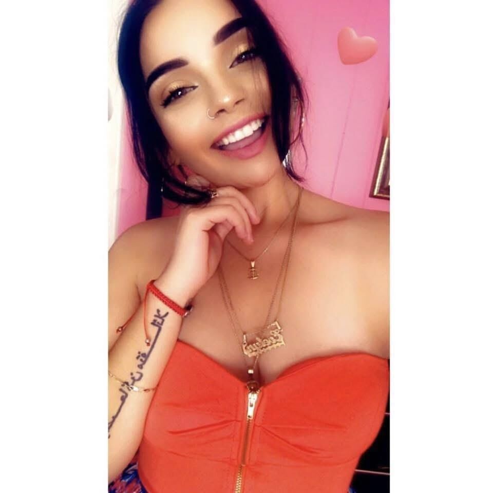 Sexy Latina Girlfriend For Tributes