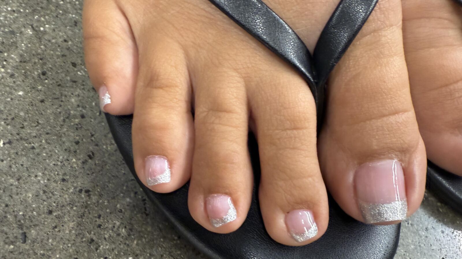 Latina FrenchTip Pedicures