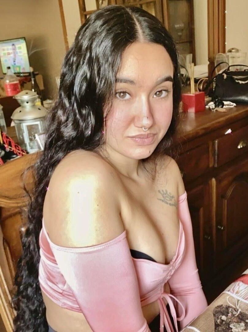 LEIRE Big Bubble Butt pequeñas tetas hermosas morenas latinas h