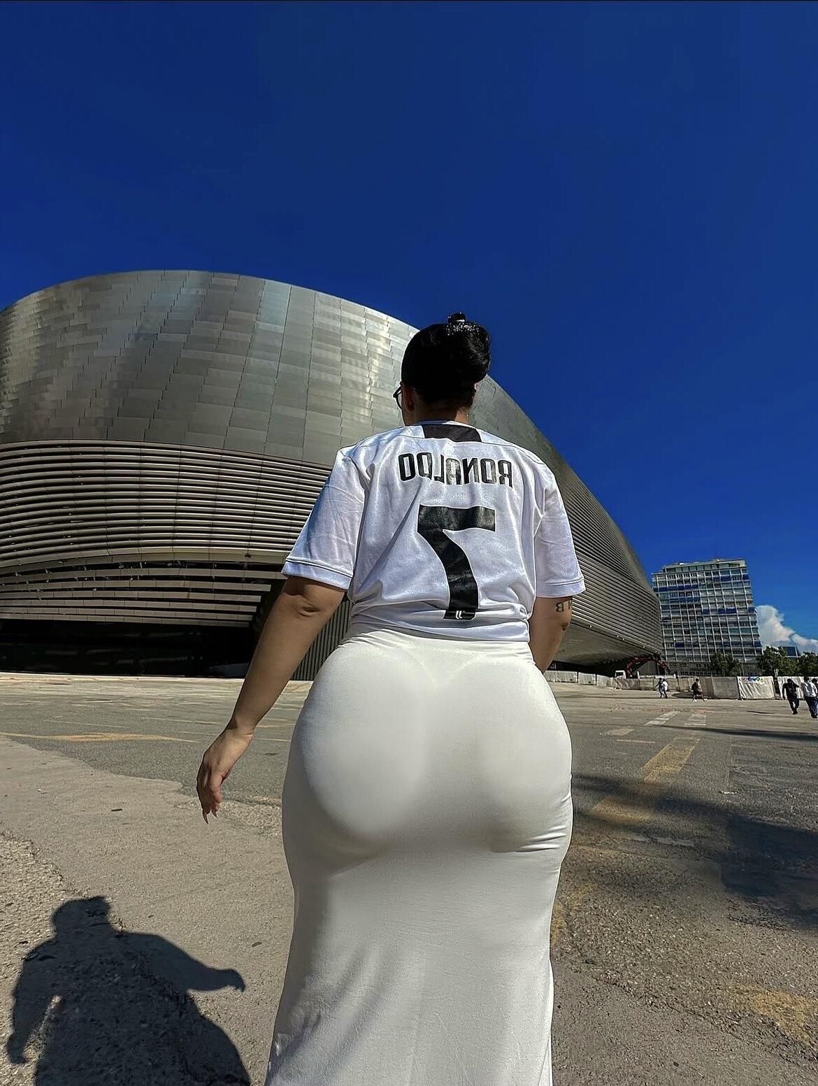 LEIRE Big Bubble Butt pequeñas tetas hermosas morenas latinas h