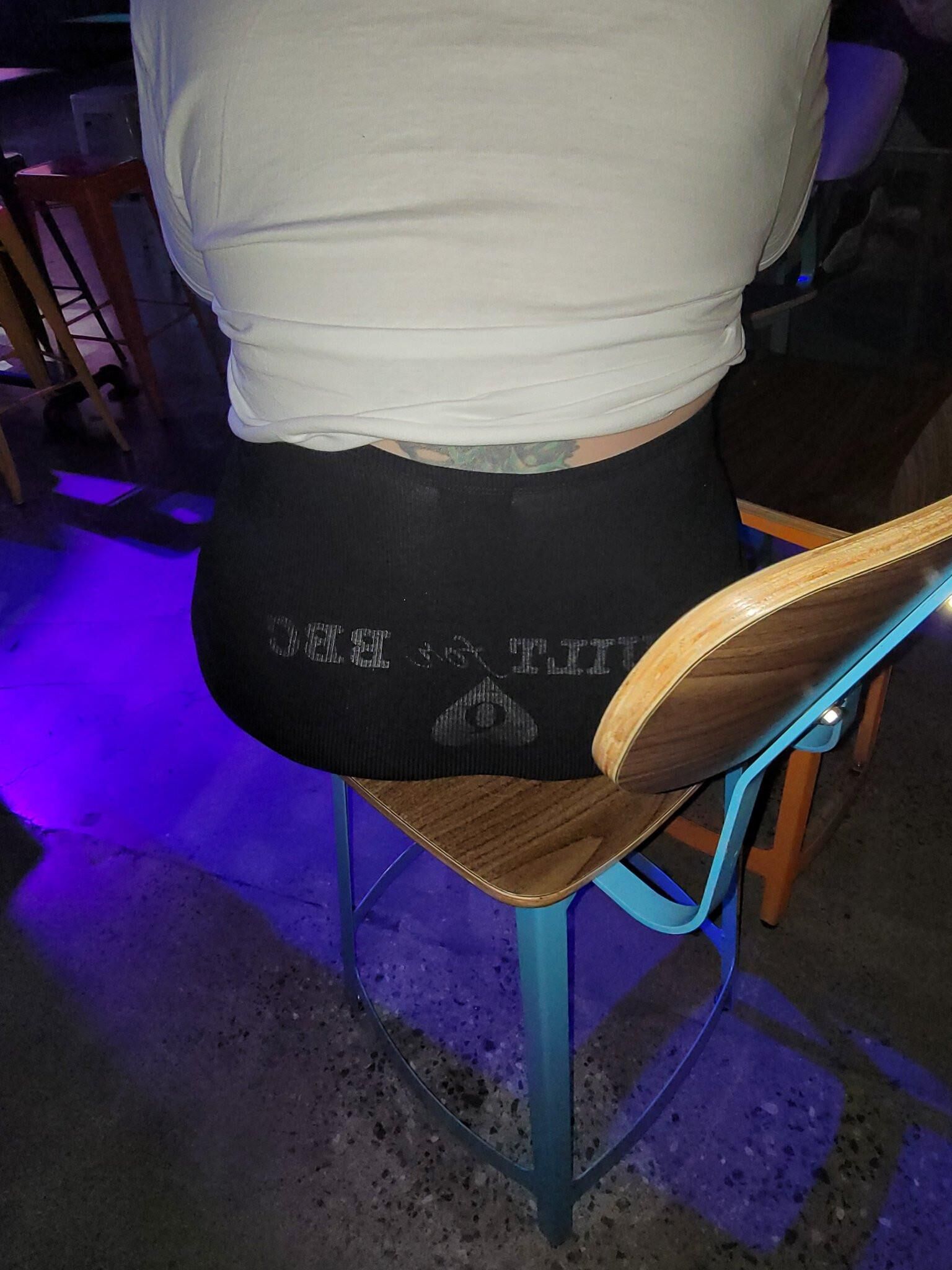 QoSとしてのBBWホットワイフママ広告