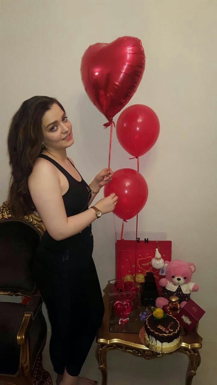 Iranische Frau Jigar
