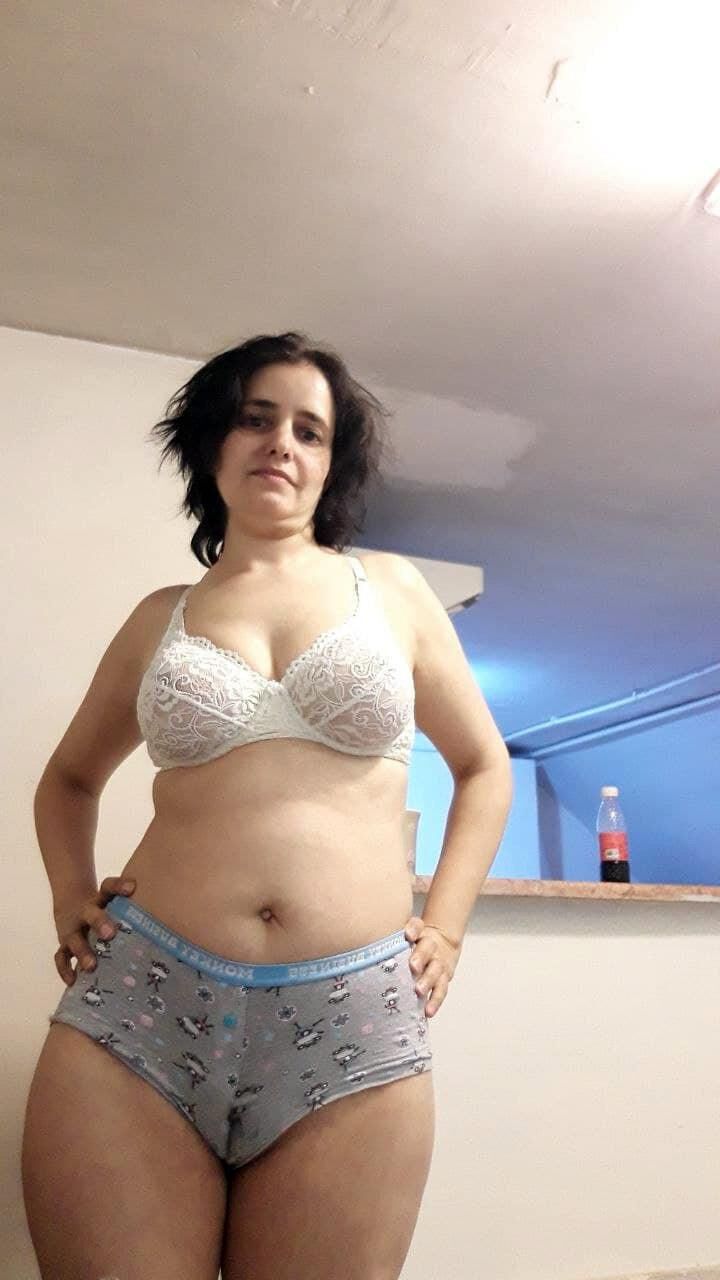 gewöhnliche sexy iranische Milf