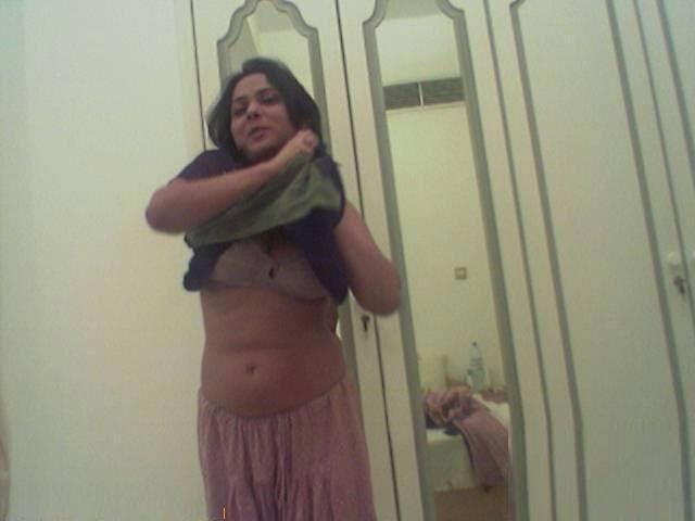 Big Tit Desi Tante