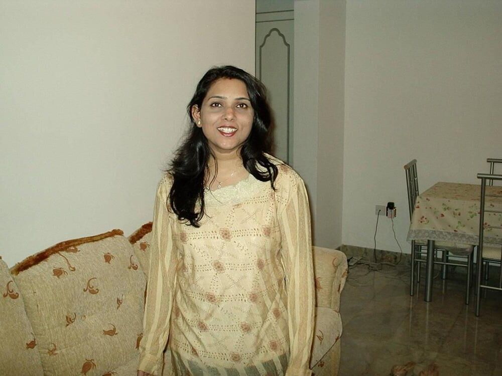 Big Tit Desi Tante