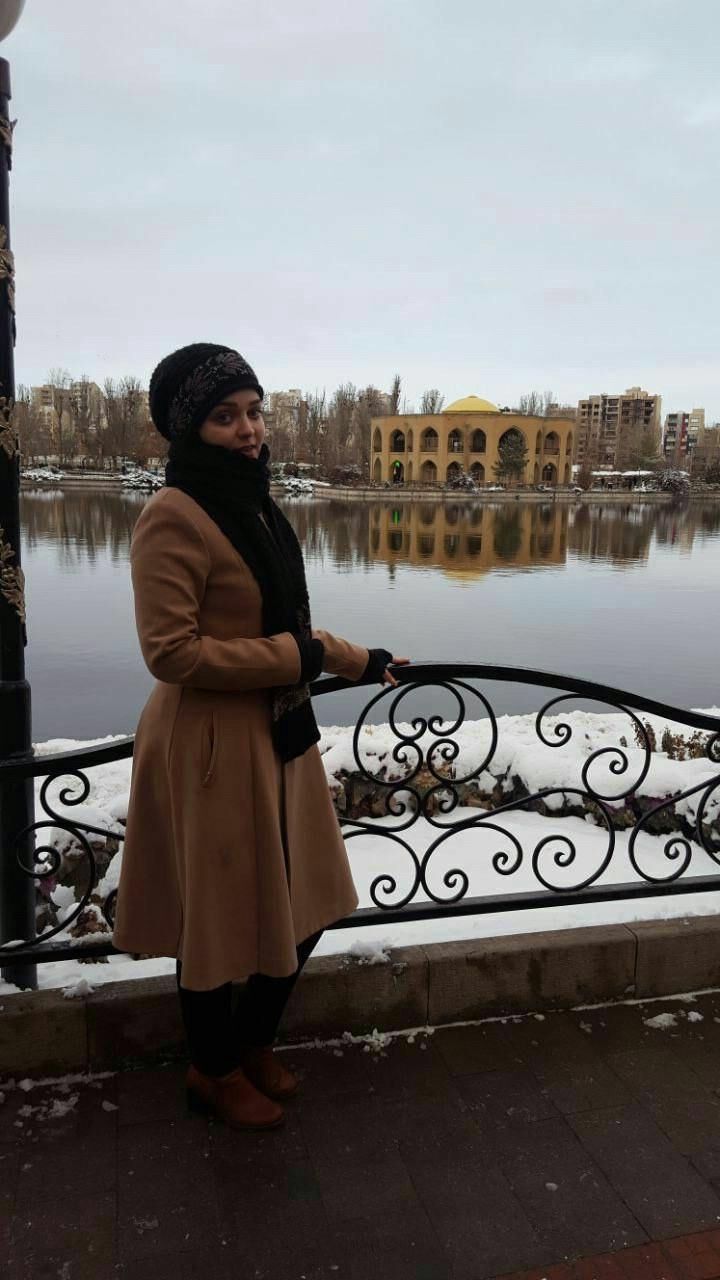Iranische Frau Jigar