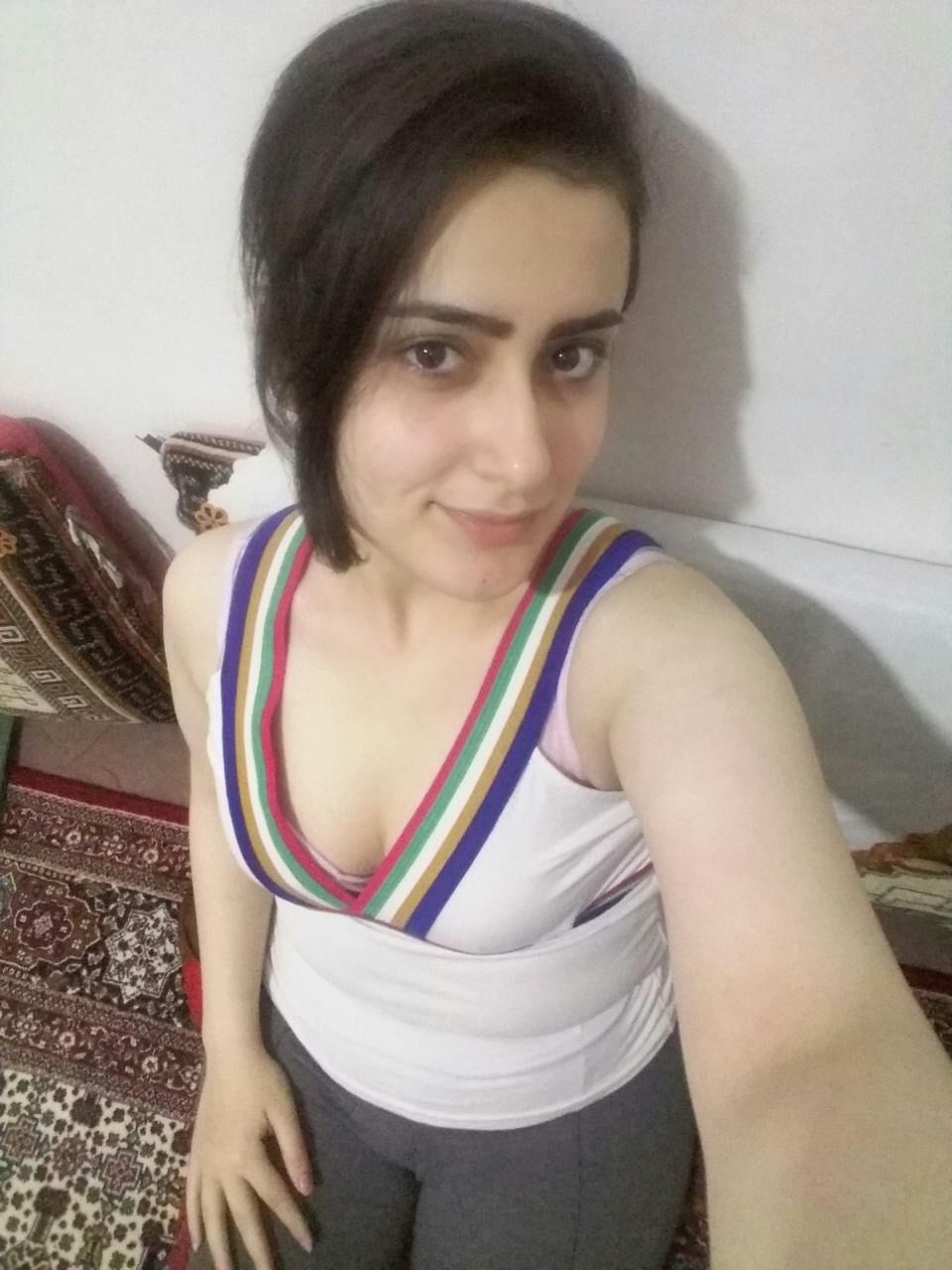 unschuldige iranische Frau