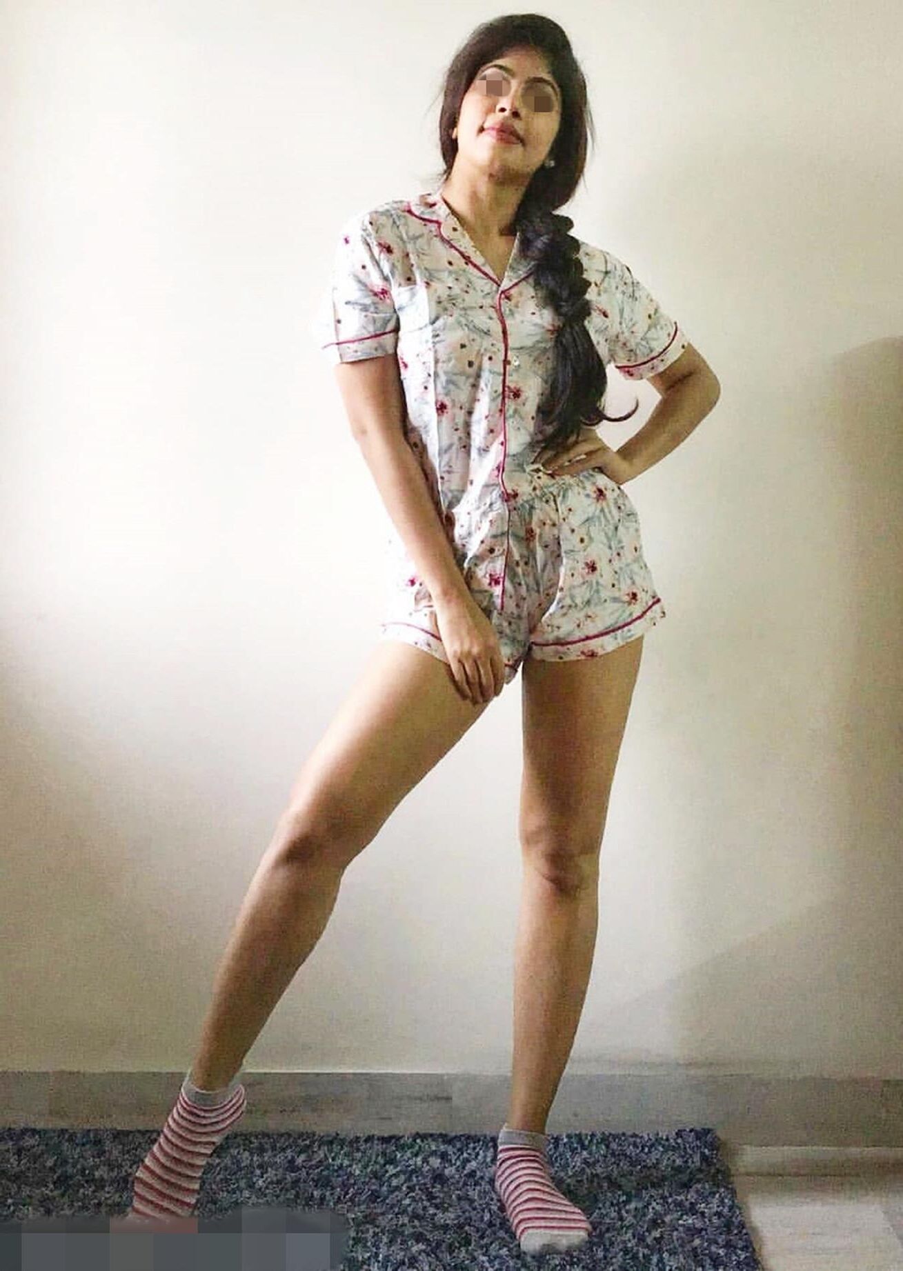 Sexy Asian Swinger Hotwife with Yummy Thick thighs and Sexy Legs