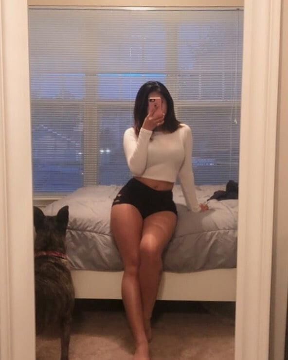 Busty coreana coed