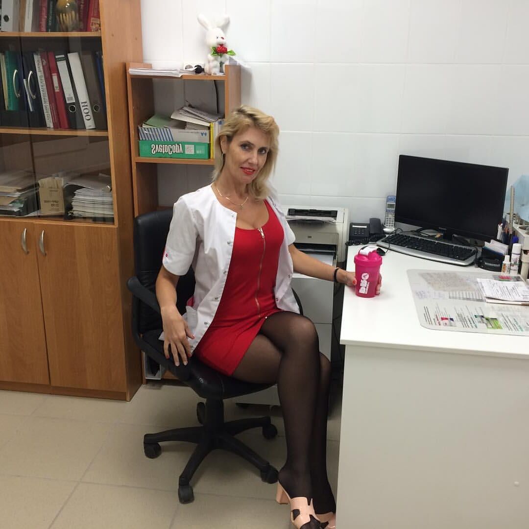 MILF russo em meia -calça