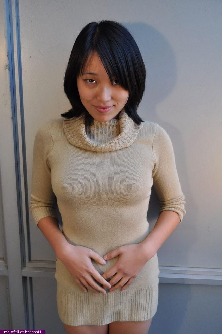 Naughty Korean Looker