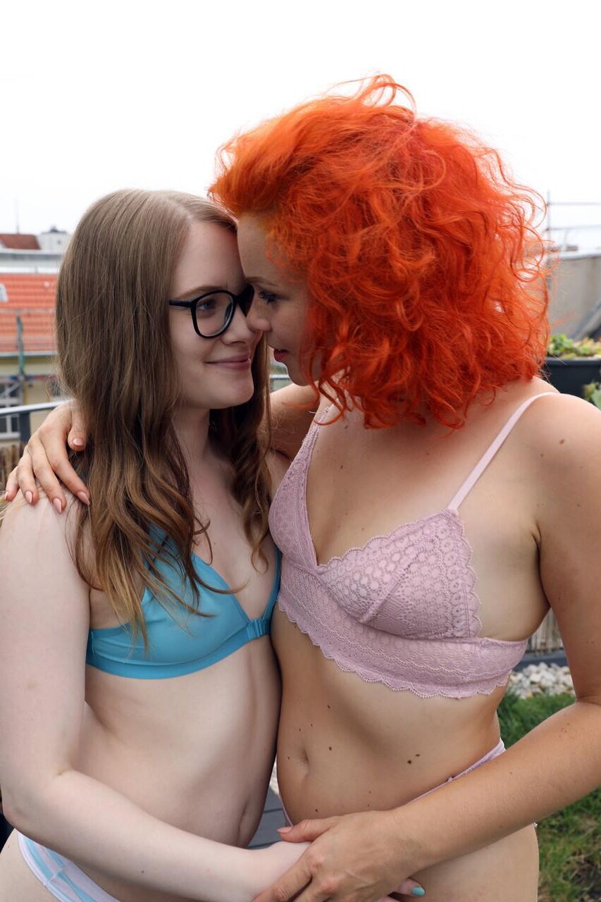 REDHEAD GLASSES