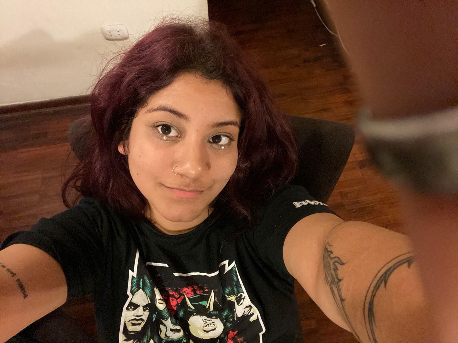 Big Booty Latina Teen mostra seu cu e pés