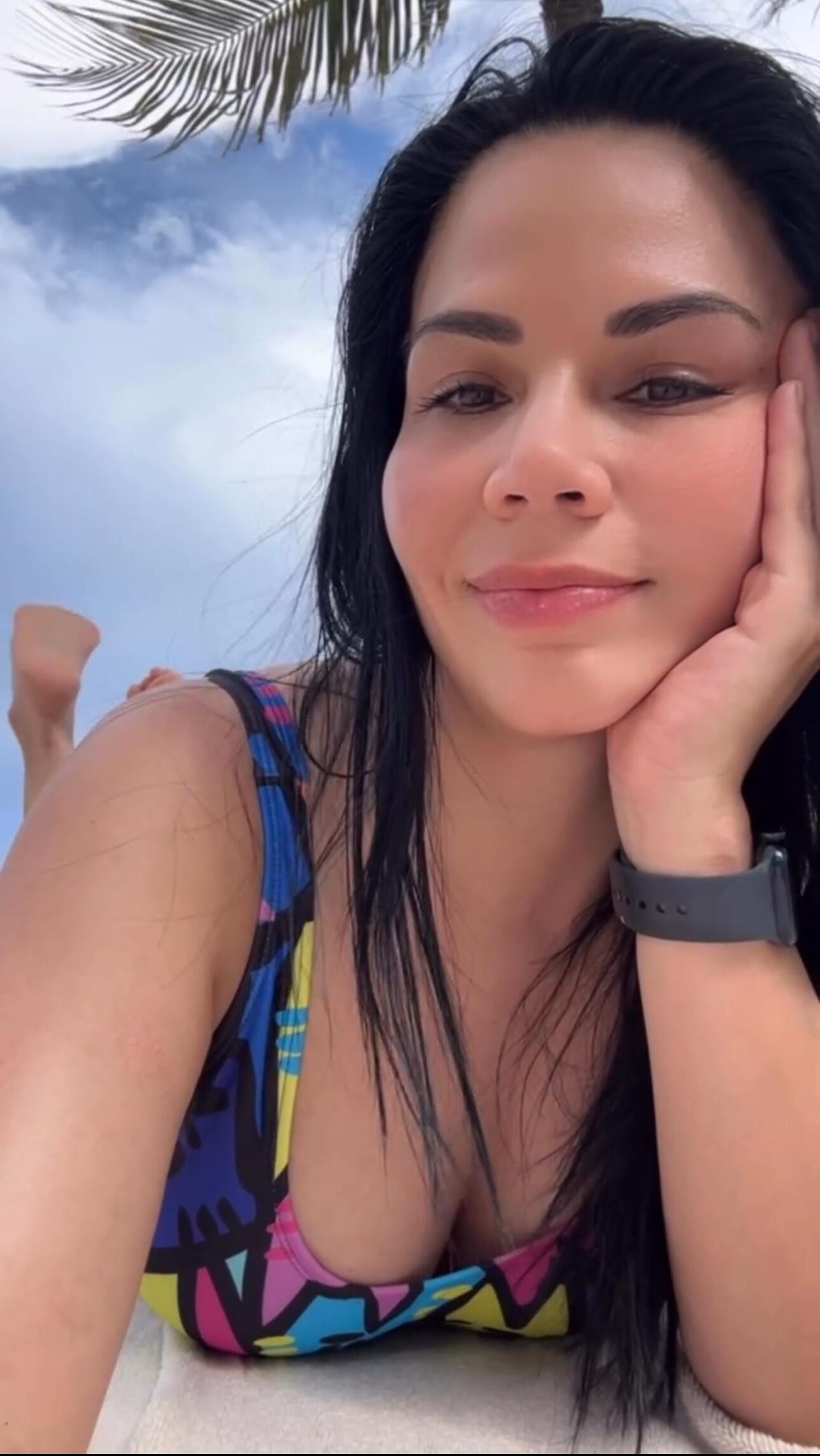Bren Latina Gorgeous Soles and Feet