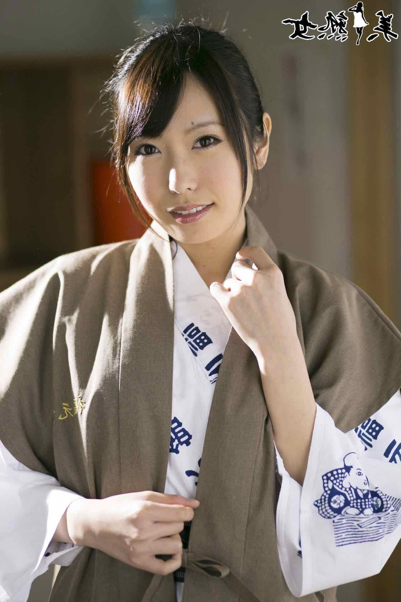 X City Chika Arimura Japanese Bath