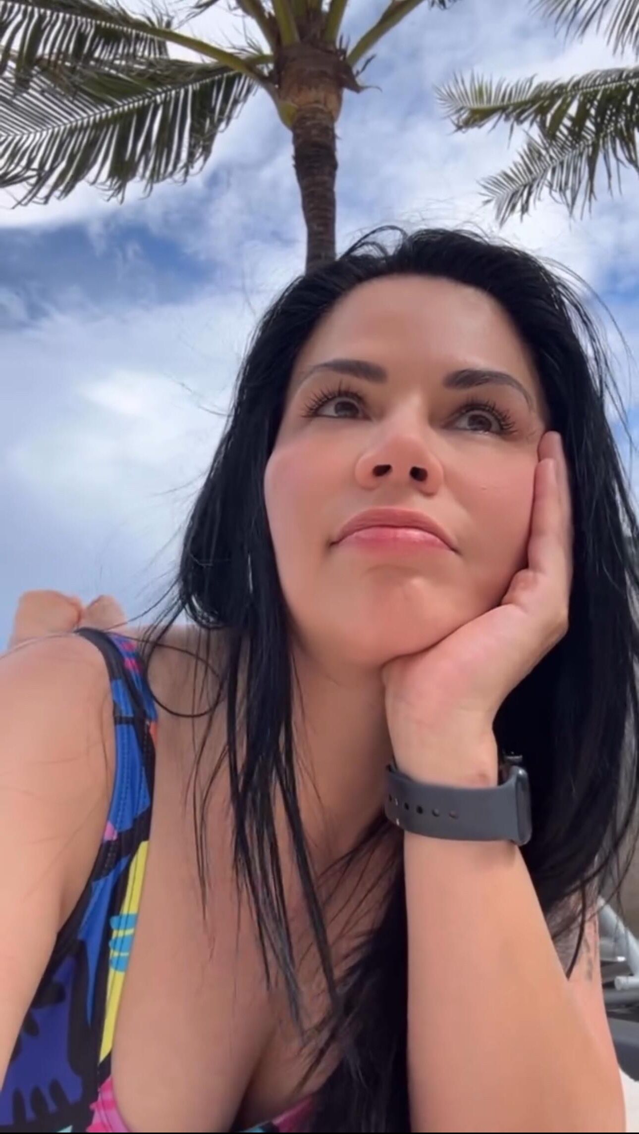 Bren Latina Gorgeous Soles and Feet