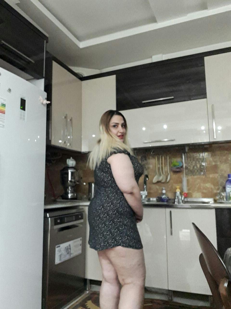chubby iranian wife