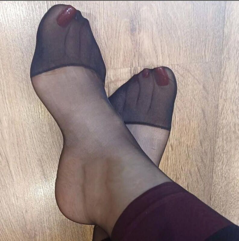 iranian feet
