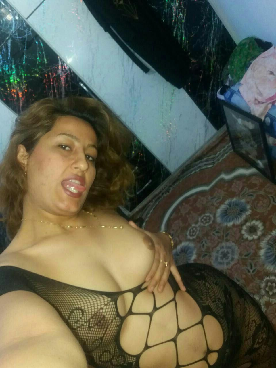 イランの女の妻