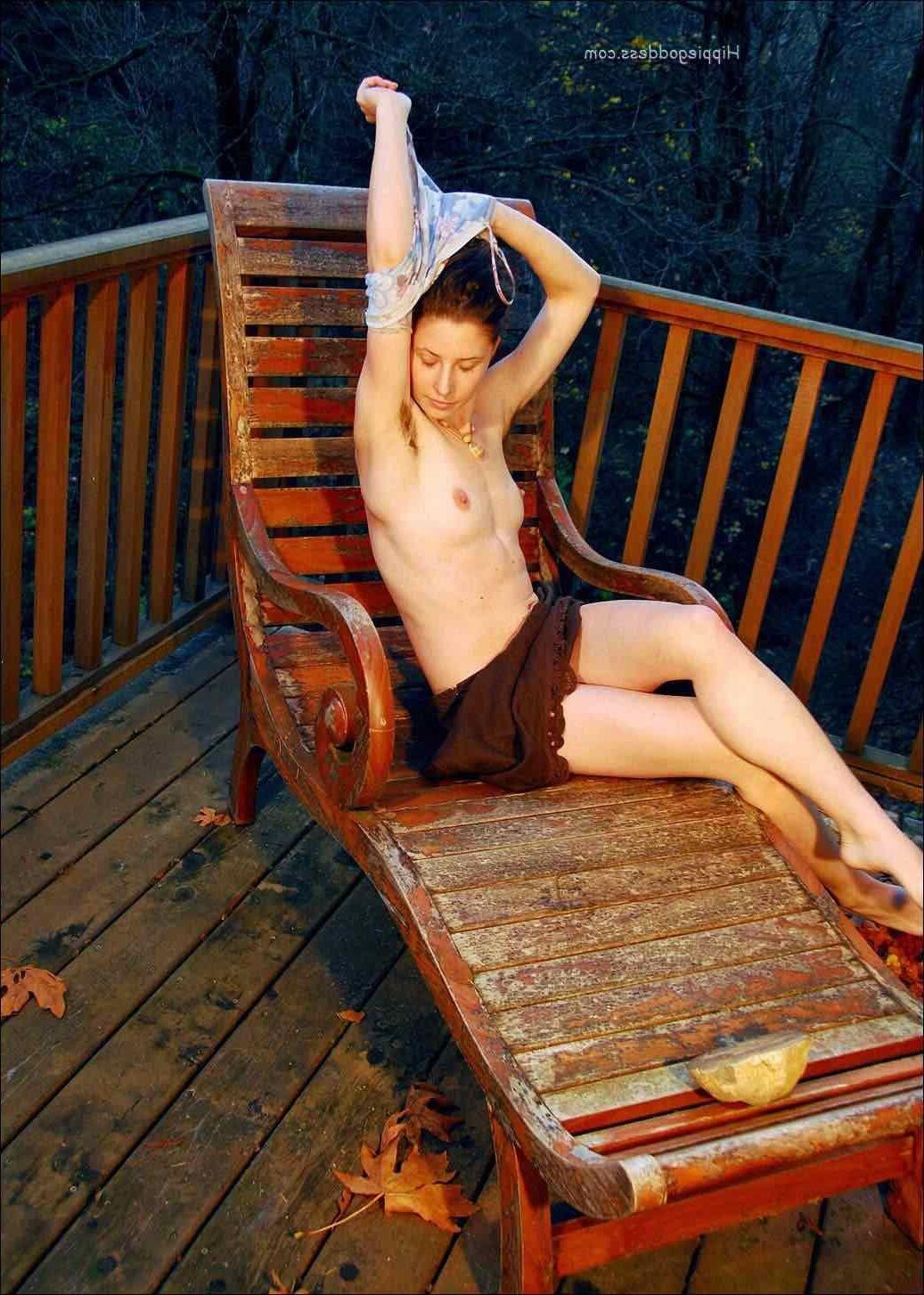 HippieGoddess SERQUET Naked end to her day